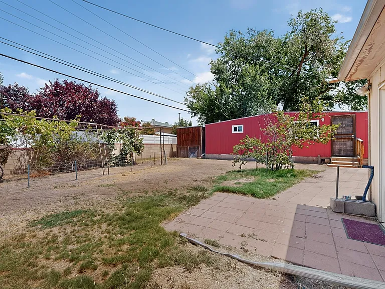 8715 Menaul Blvd NE — Photo 32