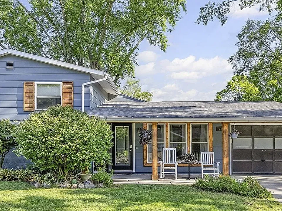 212 Myrtle Dr