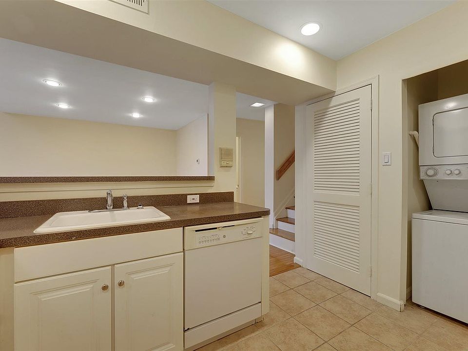 764 Spinnaker Ct Secaucus NJ Zillow