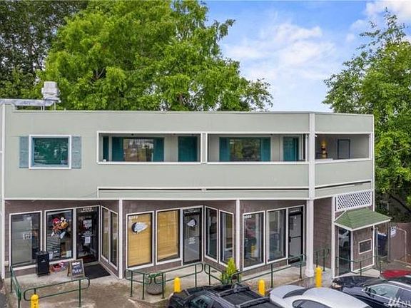 2nd image of 9099 Seward Park Ave S APT 5