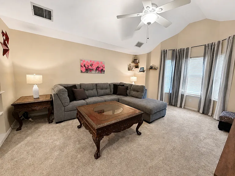 1740 Forest Glen Dr — Photo 20