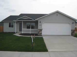 121 SW Gettysburg St, Mountain Home, ID 83647