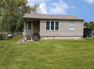 2589 E River Rd, Kawkawlin, MI 48631