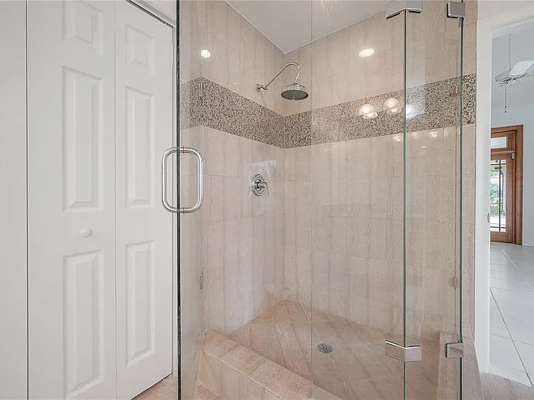 13902 Captains Reef Ct — Photo 33