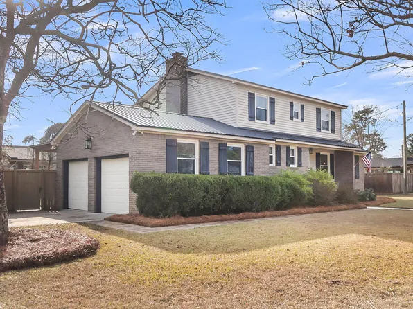 310 Land O Pines Cir, Moncks Corner, SC 29461