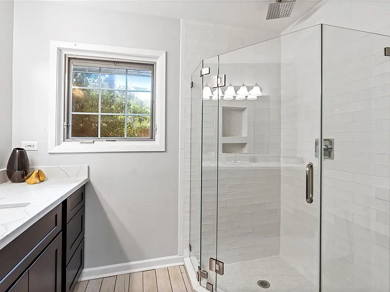 1747 Maux Dr — Photo 19