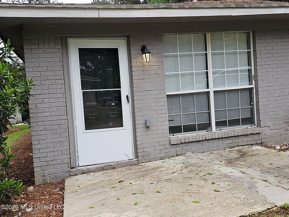 1st image of 227 Lawrence Rd