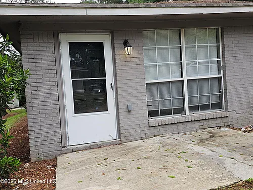 227 Lawrence Rd Photo 1
