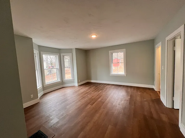 400 Court St #1 — Photo 11