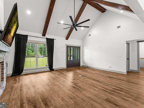 5th image of 3583 Blue Jay Rd
