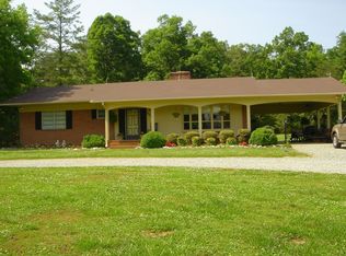 2671 Pike Rd, Liberty, NC 27298