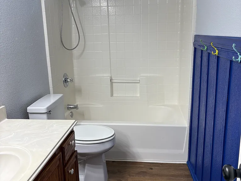 322 Dalhart Dr — Photo 31