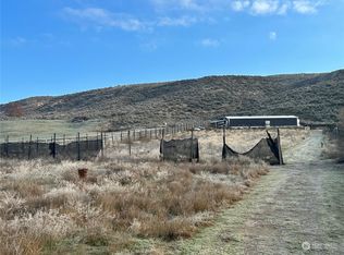 116 Frontage Rd #B, Tonasket, WA 98855