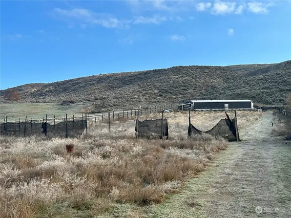 116 B Frontage Road, Tonasket, WA 98855