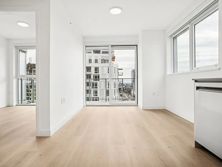 5670 Cambie St — Photo 112