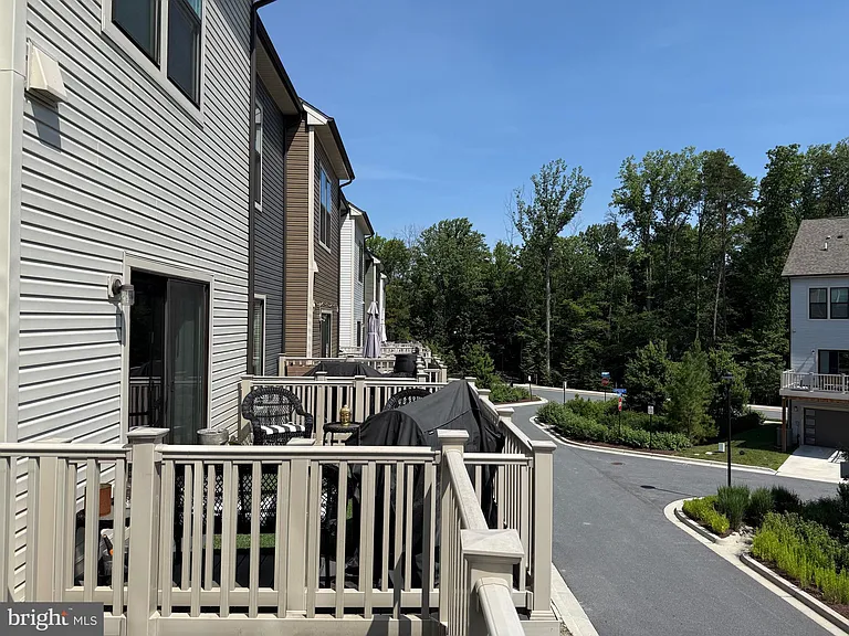 221 Narrowleaf Way — Photo 36
