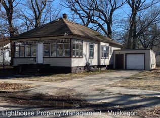 25 W Amsterdam Ave, Muskegon Heights, MI