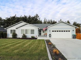 978 Walker Heights Pl, Oak Harbor, WA 98277