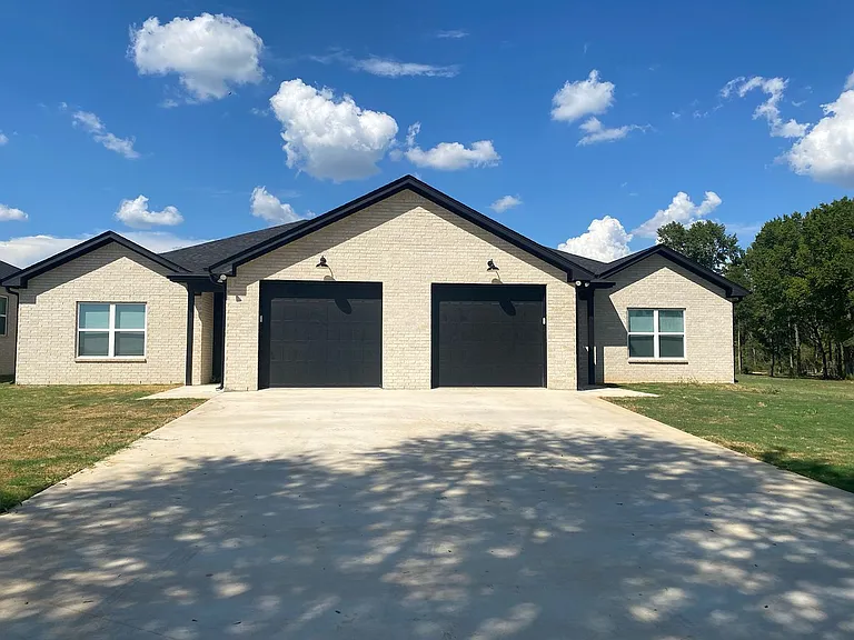 11230 County Road 152 W — Photo 1