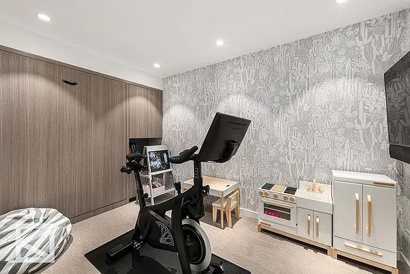 Sold by Douglas Elliman | media 18