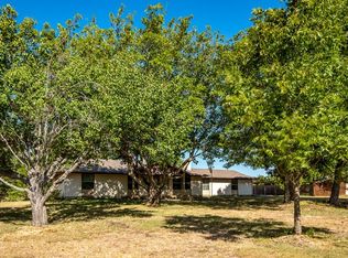 707 Georgetown Rd, Ovilla, TX 75154