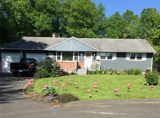 29 Mills Rd, Windsor, CT 06095