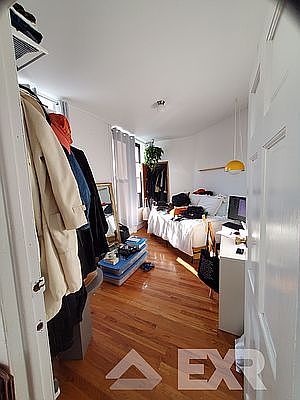 3rd image of 245 Flatbush Ave #3