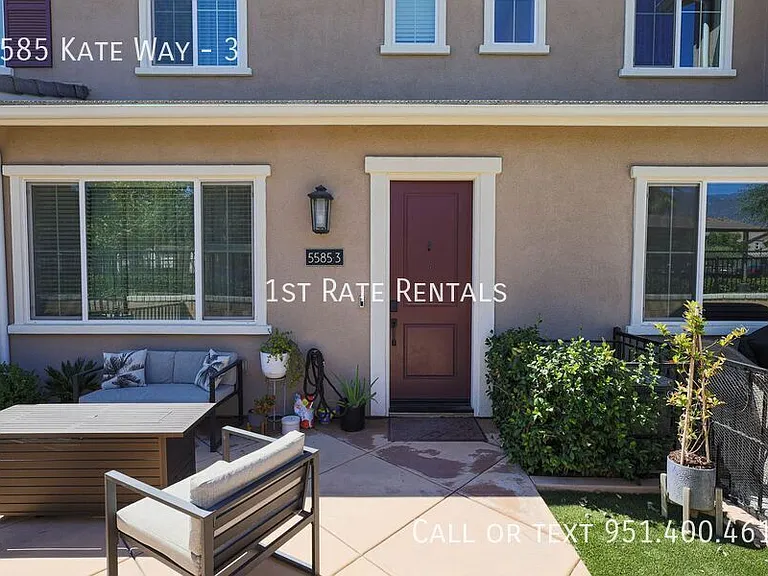 5585 Kate Way #3 — Photo 2