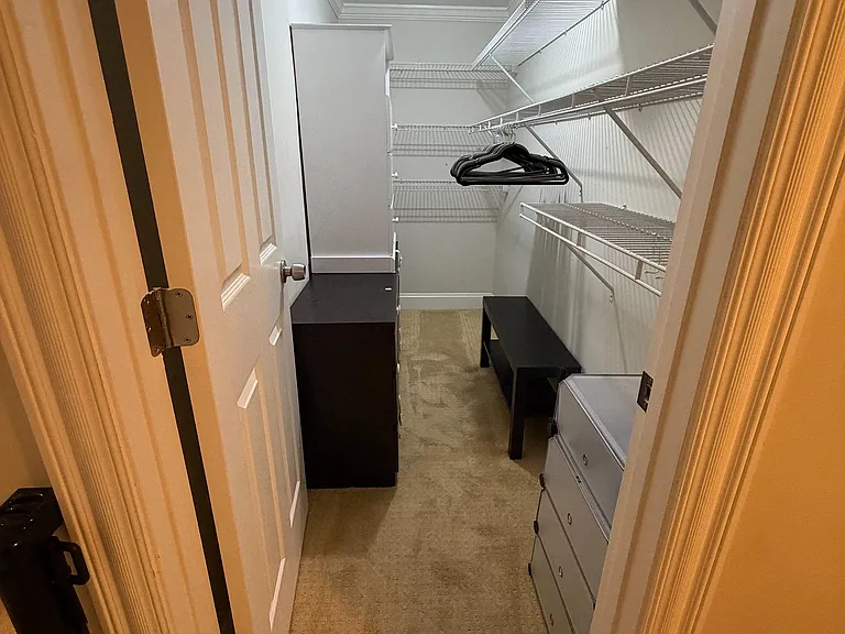Wolcott Cir — Photo 2