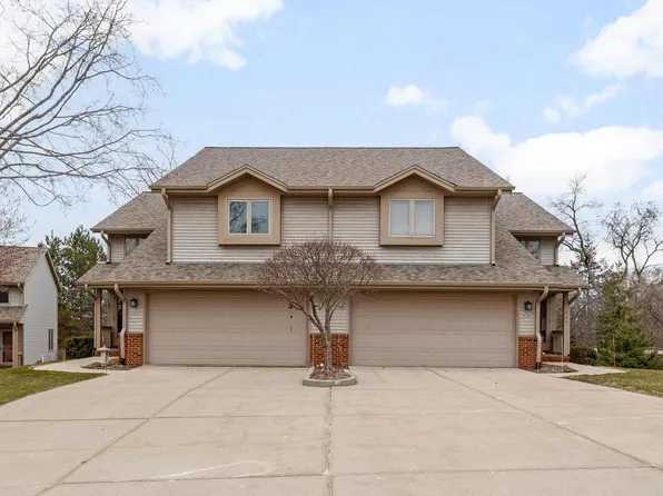512 Frederick COURT, Oconomowoc, WI 53066