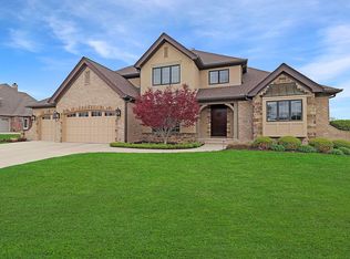 3213 W Pilgrims Way, Peoria, IL