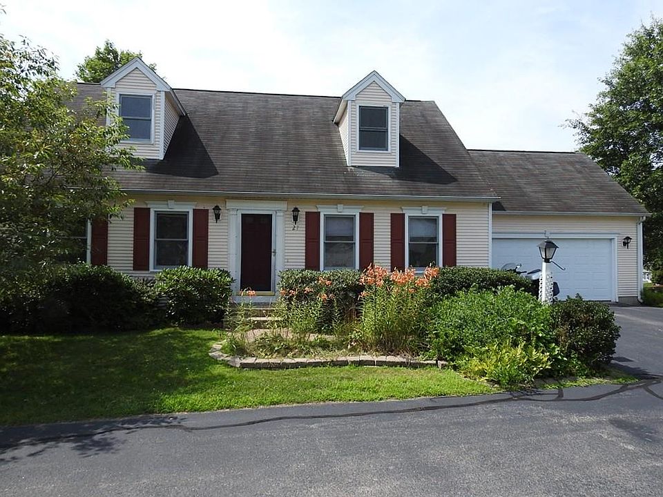 1st image of 27 Rosewood Dr