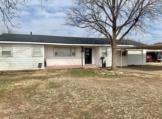 2502 W 10th St, Plainview, TX 79072
