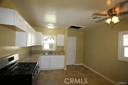 2 bed, 720 sqft, $3,200 — Photo 3