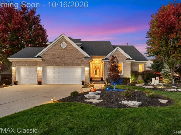 12940 Graefield Cir, Plymouth, MI 48170