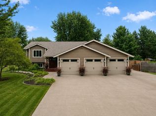 947 Sherman Rd, Hudson, WI 54016