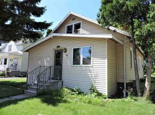 220 Hewitt St, Neenah, WI 54956