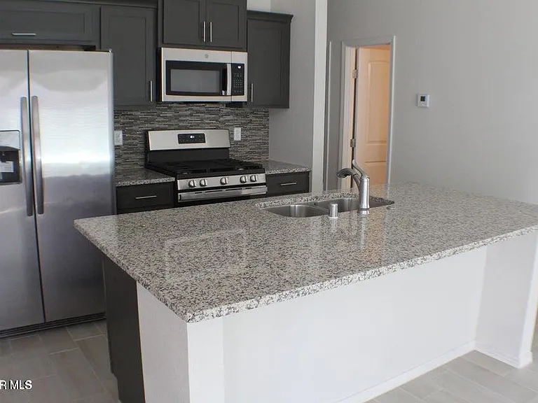 7425 Norte Mesa Ln — Photo 9