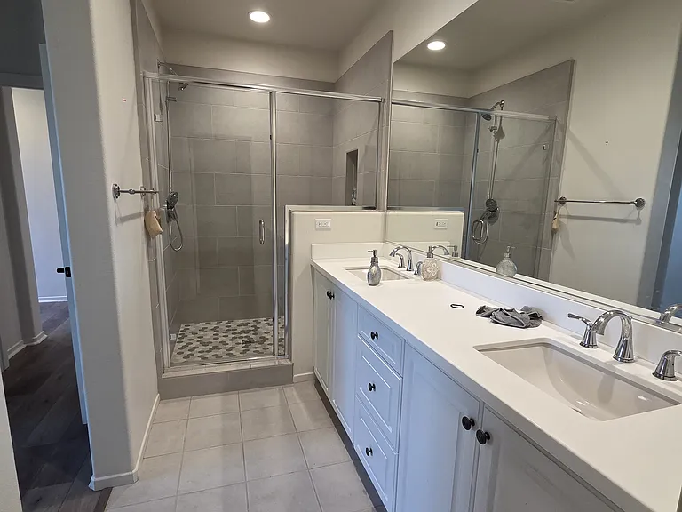 723 Merit Dr — Photo 32