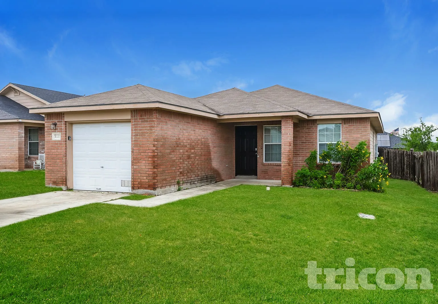 9227 Dublin Heights San Antonio TX — Photo 1