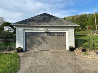 301 Central Ave, Chicora, PA