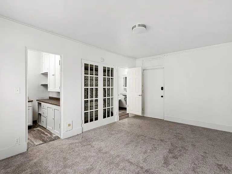 St Key Apartments — Photo 8