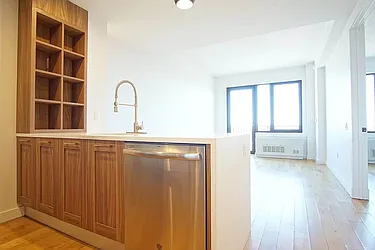 Rented by Artur Gutman, LREB