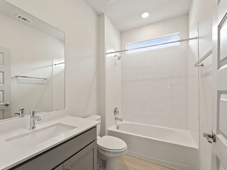 237 Ashford St — Photo 13