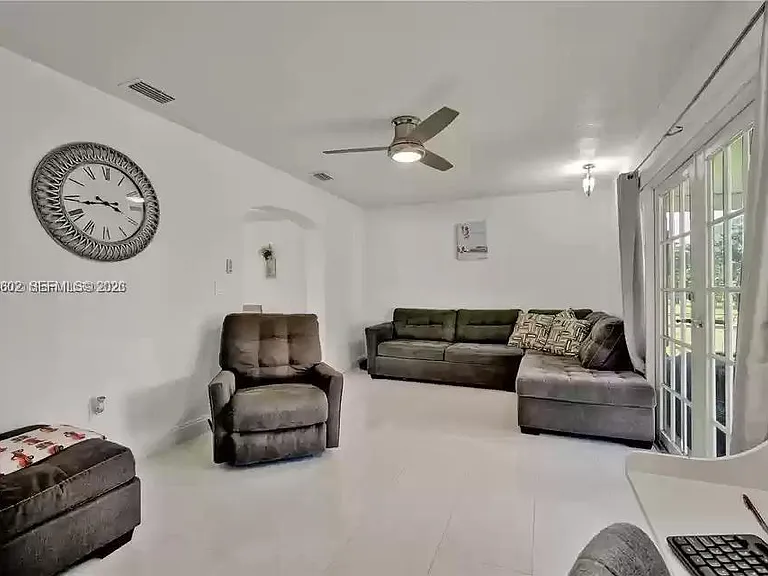 18441 SW 238th St — Photo 5