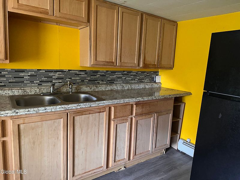 5th image of 393 3rd Street