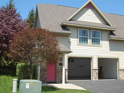 4062 Carriage House Dr, Bay Harbor, MI, 49770