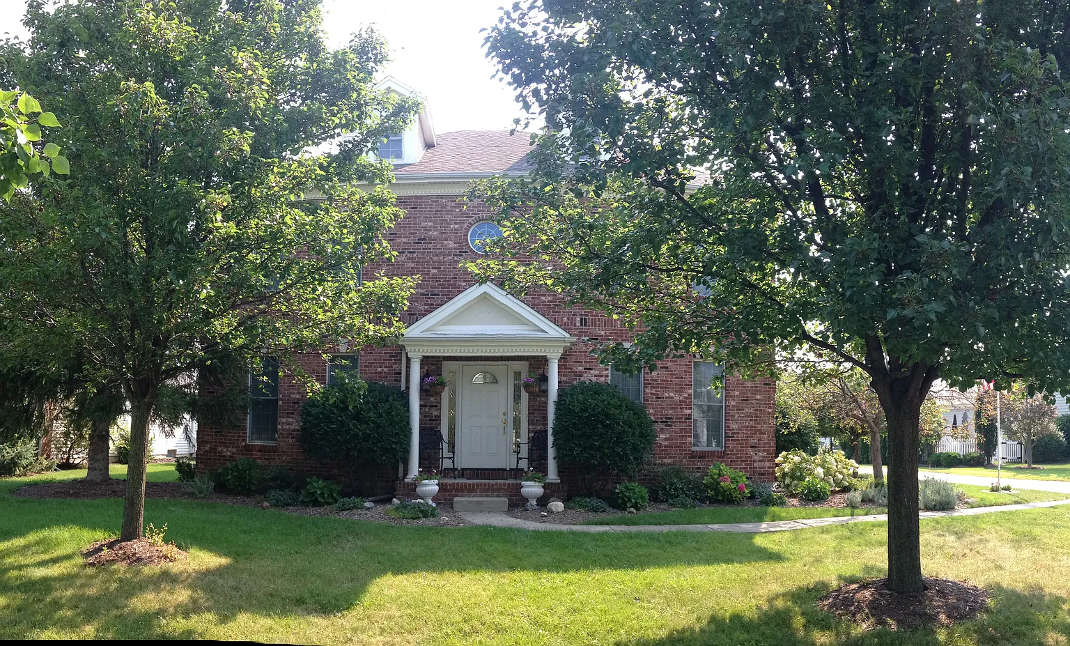 551 Chippewa Ln photo 1