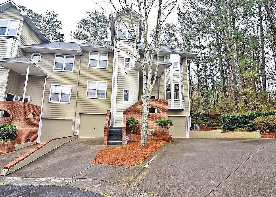 1st image of 410 Ivy Green Ln