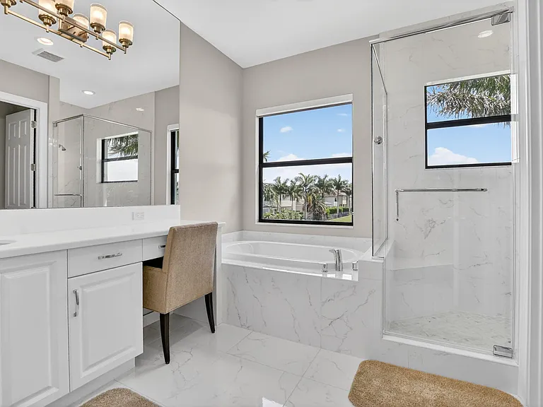 17358 Santaluce Mnr — Photo 40